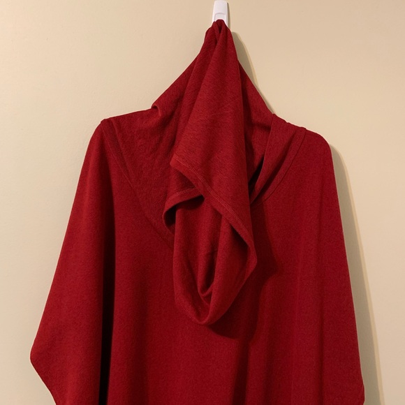 Poncho by ARYEH size Large - Picture 7 of 14